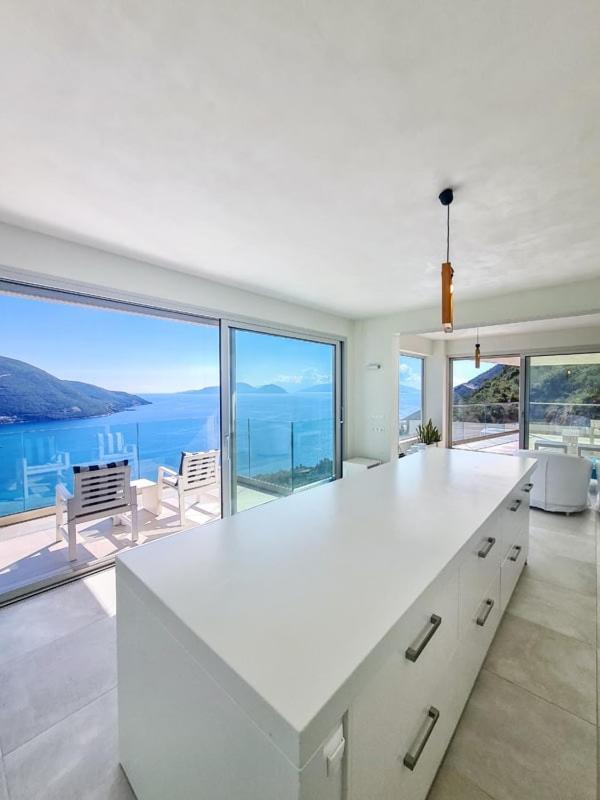 Koru Villa 瓦西利基 外观 照片