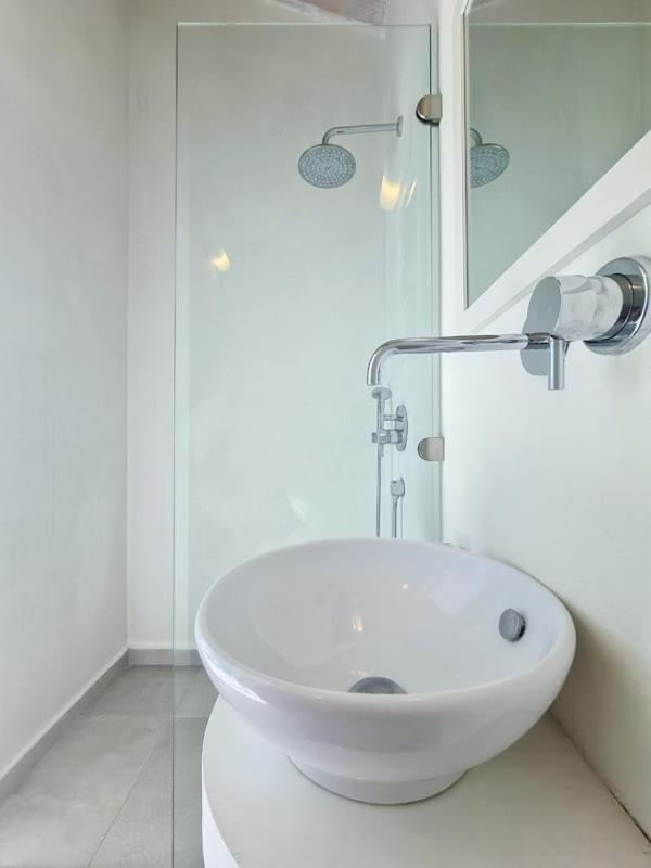 Koru Villa 瓦西利基 外观 照片